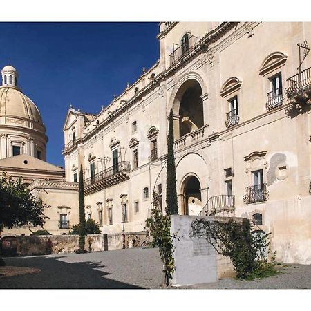 Hotel Palazzo Trigona Dependance Noto Exterior foto